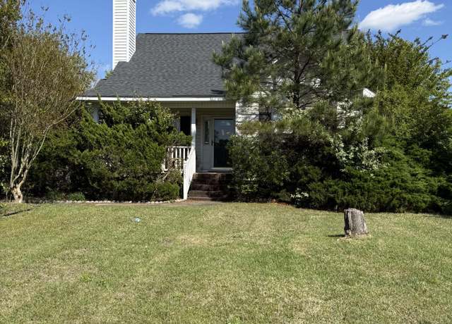 Property at 2623 Rosewood Dr, Winterville, NC 28590, 3 beds, 2 baths