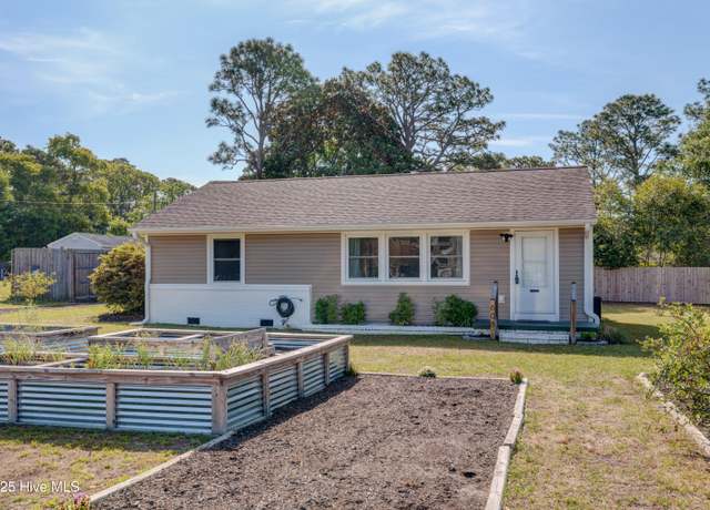 Property at 608 Francis Marion Dr, Wilmington, NC 28412, 2 beds, 1 bath