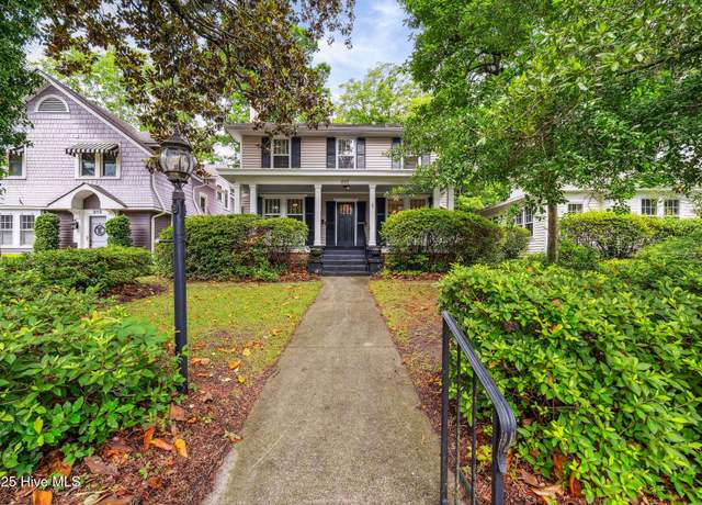 Property at 217 N 18th St, Wilmington, NC 28405, 4 beds, 3 baths