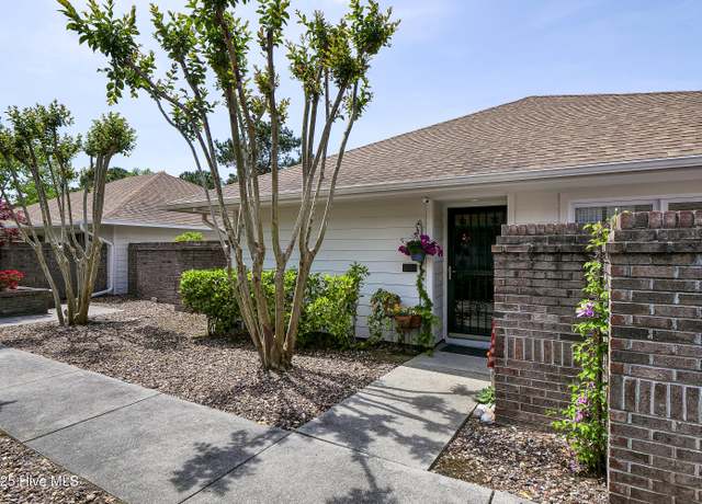 Property at 915 Summerlin Falls Ct, Wilmington, NC 28412, 2 beds, 2 baths