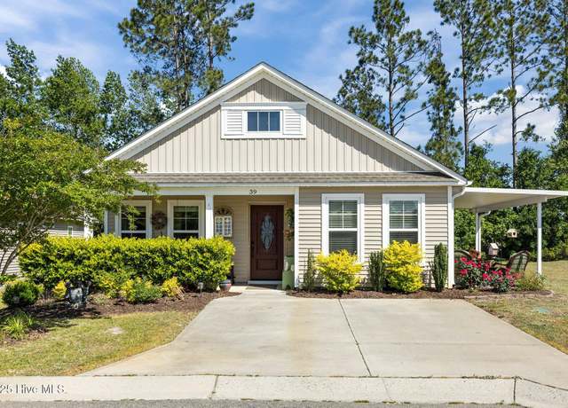 Property at 39 Legacy Dr, Rocky Point, NC 28457, 3 beds, 2 baths
