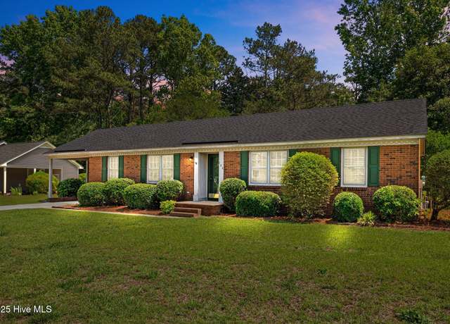Property at 104 Avalon Ln, Greenville, NC 27858, 3 beds, 2 baths