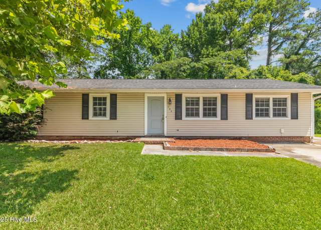 Property at 102 Quality Ln, Jacksonville, NC 28540, 3 beds, 2 baths