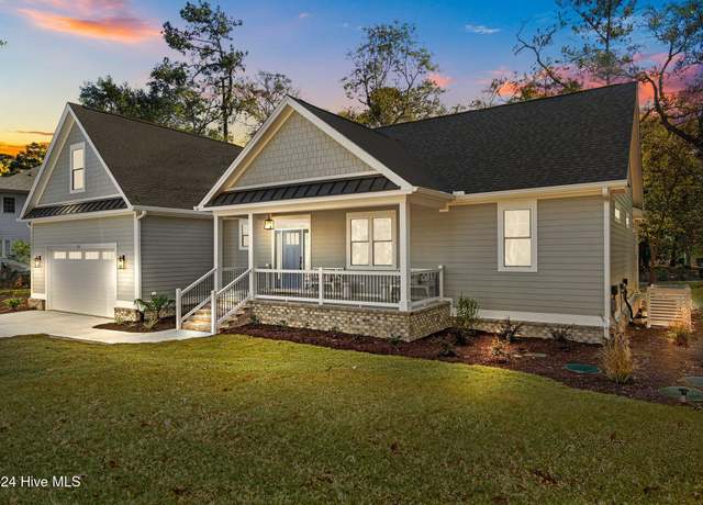 Property at 135 Clubhouse Dr SW, Supply, NC 28462, 3 beds, 3 baths