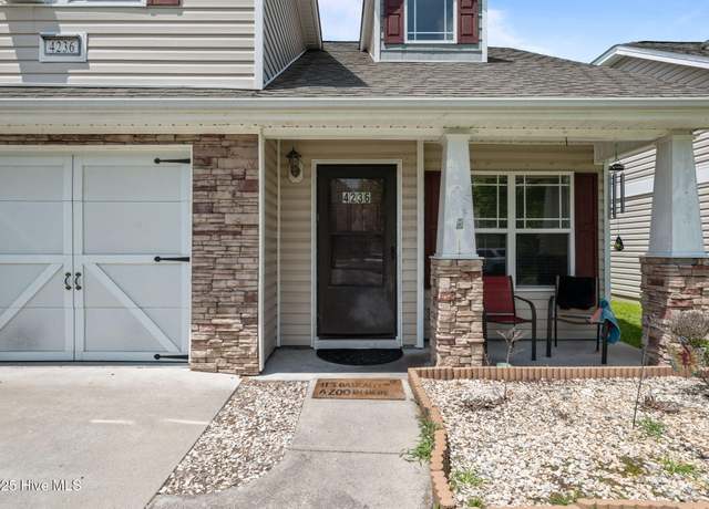 Property at 4236 Arbor Green Way, New Bern, NC 28562, 3 beds, 2.5 baths