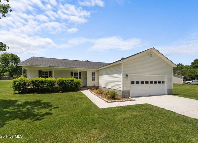 Property at 219 Pekin St, Jacksonville, NC 28540, 3 beds, 2 baths