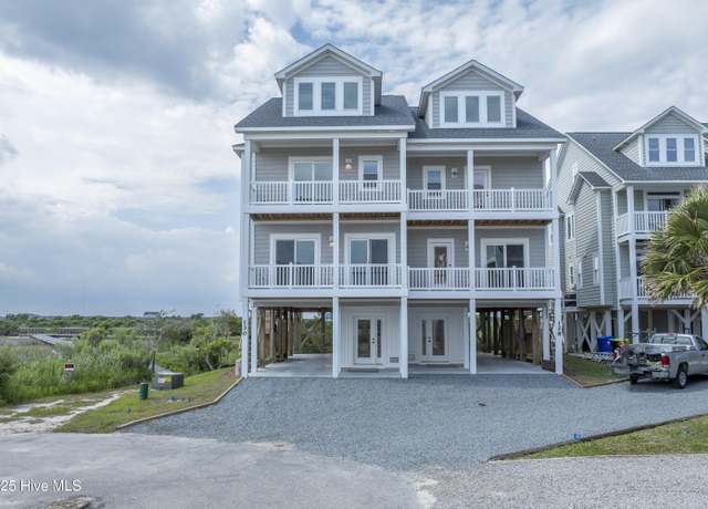 Property at 128 Sea Oaks Ct, North Topsail Beach, NC 28460, 4 beds, 3.5 baths