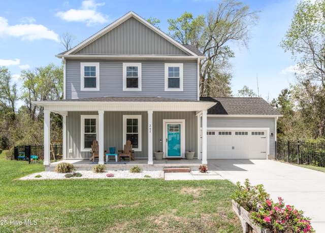 Property at 205 Bangor Ct, Hubert, NC 28539, 3 beds, 2.5 baths