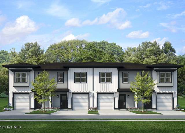 Property at 243 Townhome Ln #243, Southern Pines, NC 28387, 3 beds, 2.5 baths