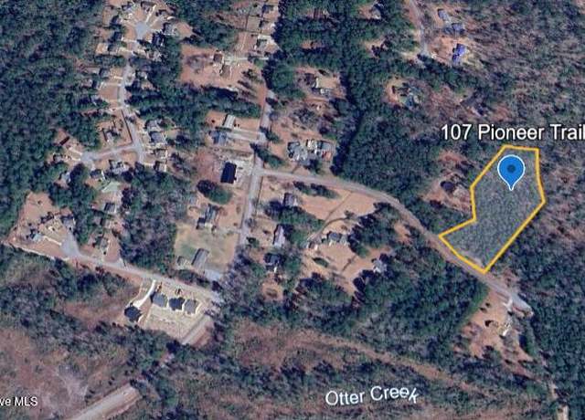 Property at 107 Pioneer Trl, New Bern, NC 28560