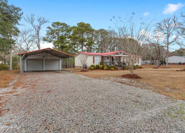 Property at 3466 Middle Dr SW, Shallotte, NC 28470, 3 beds, 2 baths