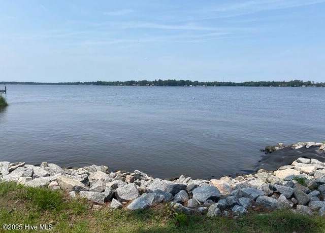 Property at 3 Little Creek Rd, Belhaven, NC 27810