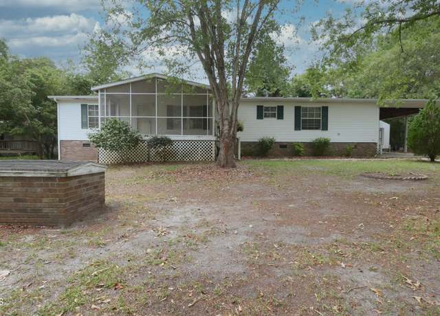Property at 5167 Hummingbird Dr SW, Shallotte, NC 28470, 3 beds, 2 baths