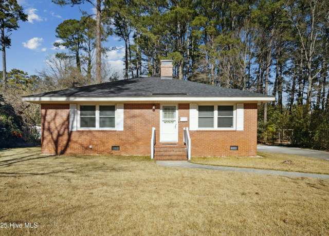 Property at 2816 Pelham Rd, Rocky Mount, NC 27804, 3 beds, 2 baths