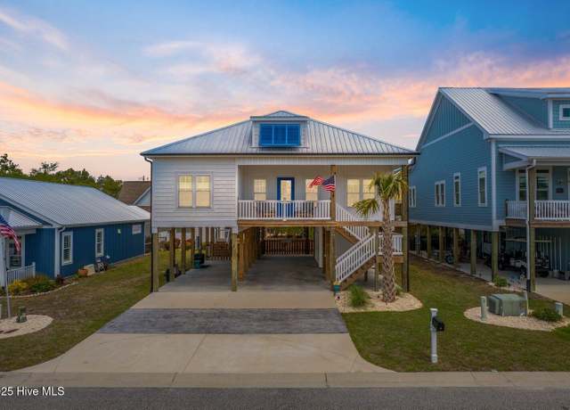Property at 103 Island Palms Dr, Carolina Beach, NC 28428, 3 beds, 2.5 baths