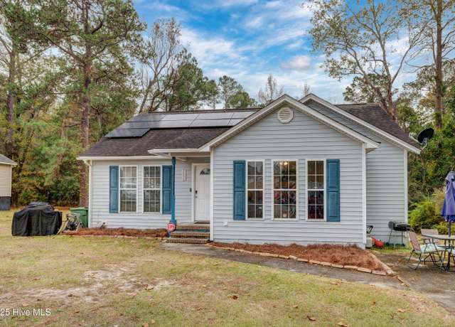 Property at 3896 Tiffany Dr, Wilmington, NC 28405, 4 beds, 3.5 baths