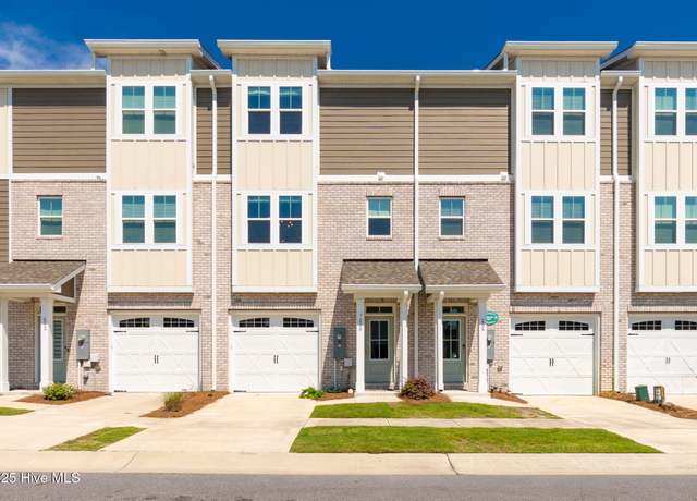 Property at 210 Gray Duck Dr, Beaufort, NC 28516, 3 beds, 3.5 baths