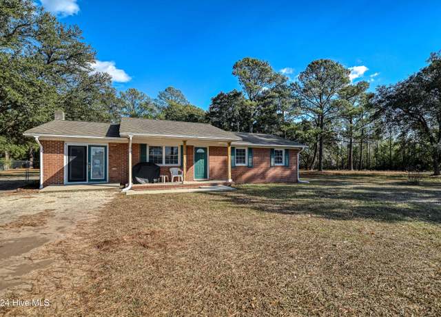 Property at 181 Manhollow Church Rd, Hampstead, NC 28443, 3 beds, 2 baths