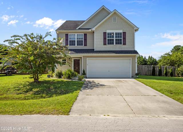 Property at 102 Willow Bridge Dr, Stella, NC 28582, 3 beds, 2.5 baths