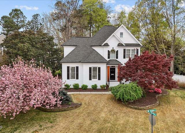 Property at 1300 Linden Ridge Dr, Holly Springs, NC 27540, 3 beds, 2.5 baths
