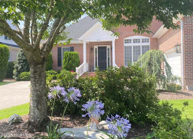 Property at 8956 Woodcreek Cir, Wilmington, NC 28411, 4 beds, 2.5 baths