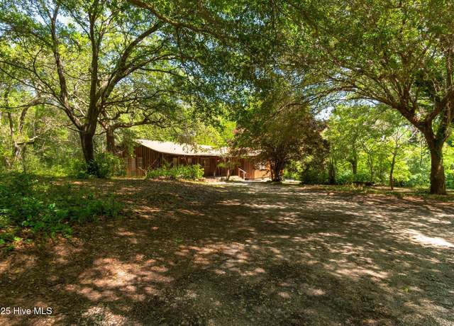 Property at 192 Wheeler Creek Rd, Sneads Ferry, NC 28460, 3 beds, 2 baths