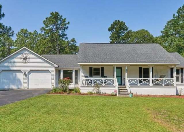 Property at 101 Pinesage Dr, West End, NC 27376, 3 beds, 2 baths