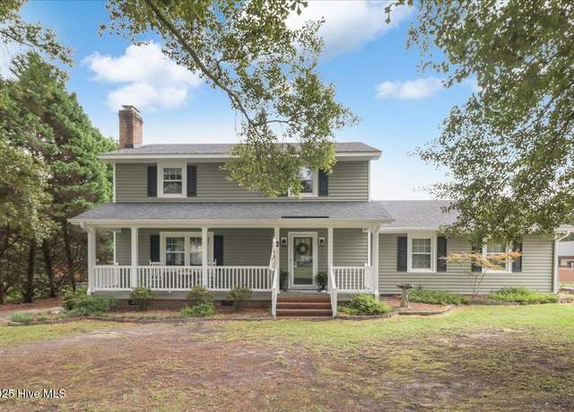 Property at 2683 Stokes Cir, Kinston, NC 28504, 3 beds, 2.5 baths