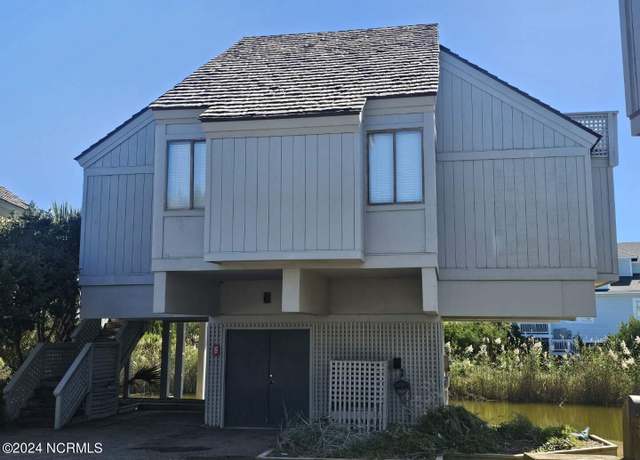 Property at 305 S Bald Head Wynd #15, Bald Head Island, NC 28461, 3 beds, 2.5 baths
