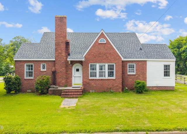 Property at 519 Farm Life Ave, Vanceboro, NC 28586, 3 beds, 1 bath