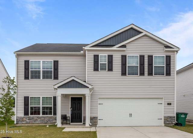 Property at 1165 Fowler Dr, Greenville, NC 27834, 5 beds, 2.5 baths