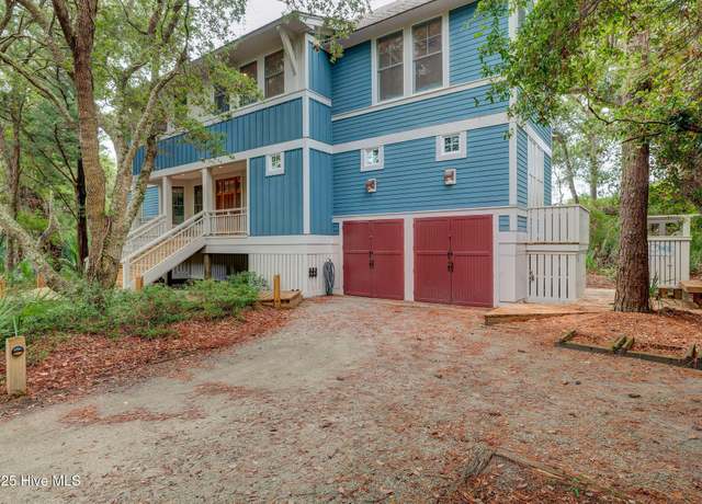 Property at 28 Sabal Palm Trl, Bald Head Island, NC 28461, 3 beds, 2.5 baths