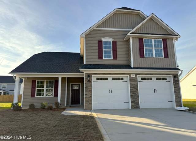 Property at 175 Sacksonia St, Raeford, NC 28376, 4 beds, 3 baths