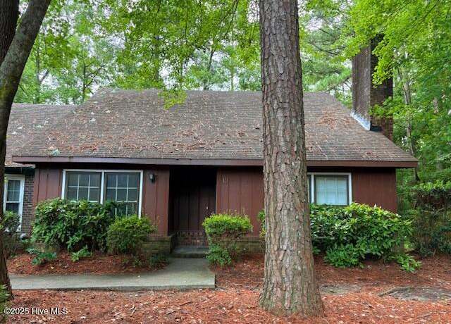 Property at 126 Oakmont Dr #13, Greenville, NC 27858, 3 beds, 1.5 baths