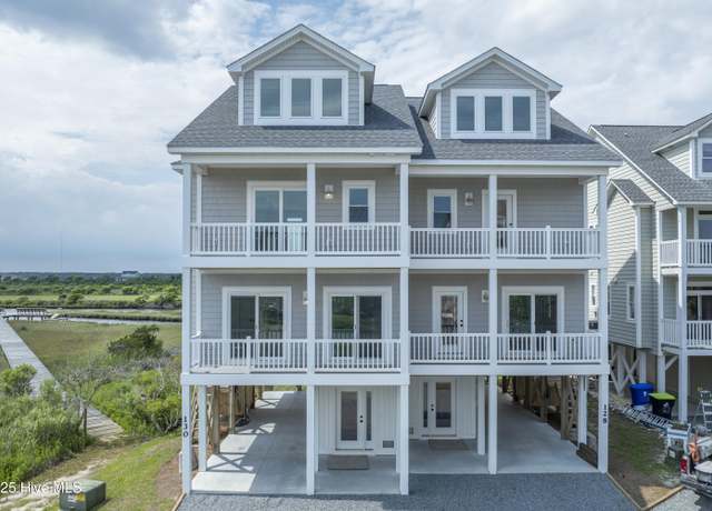 Property at 130 Sea Oaks Ct, North Topsail Beach, NC 28460, 4 beds, 3.5 baths