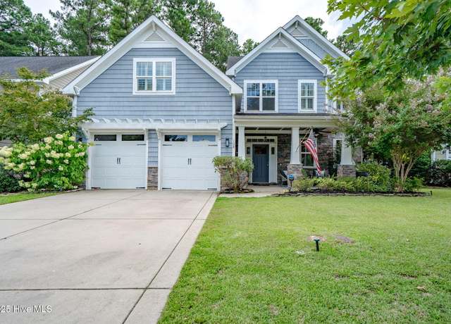 Property at 138 Moultrie Ln, Aberdeen, NC 28315, 5 beds, 3.5 baths