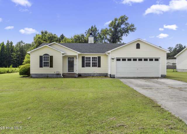 Property at 117 Ellen Ct, Jacksonville, NC 28540, 3 beds, 2 baths