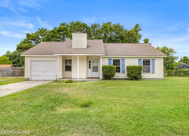 Property at 600 Foxfire Cir, Jacksonville, NC 28546, 3 beds, 2 baths