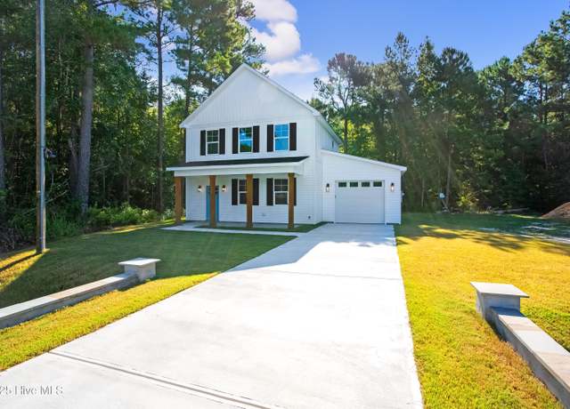 Property at 1536 Dorsey Ln, Navassa, NC 28451, 3 beds, 2.5 baths