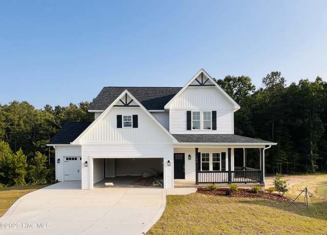 Property at 108 Woodford Ln, Vass, NC 28394, 4 beds, 3.5 baths