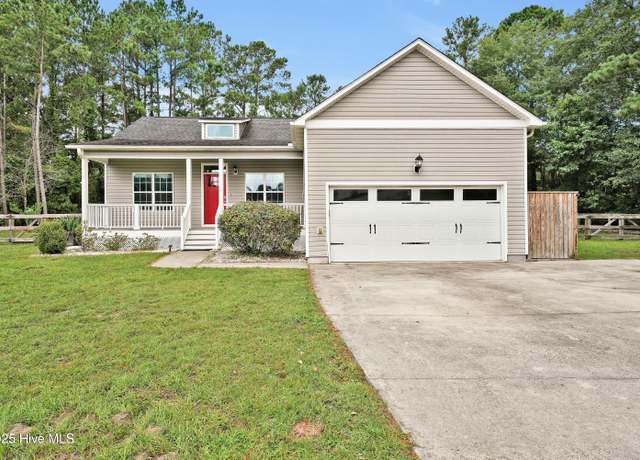 Property at 1023 Shandy Ct, Leland, NC 28451, 3 beds, 2 baths