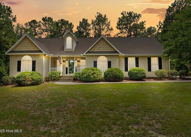 Property at 114 Rothbury Dr, Carthage, NC 28327, 3 beds, 2 baths