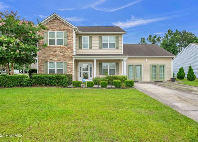 Property at 8076 W Highcroft Dr NE, Leland, NC 28451, 4 beds, 2.5 baths