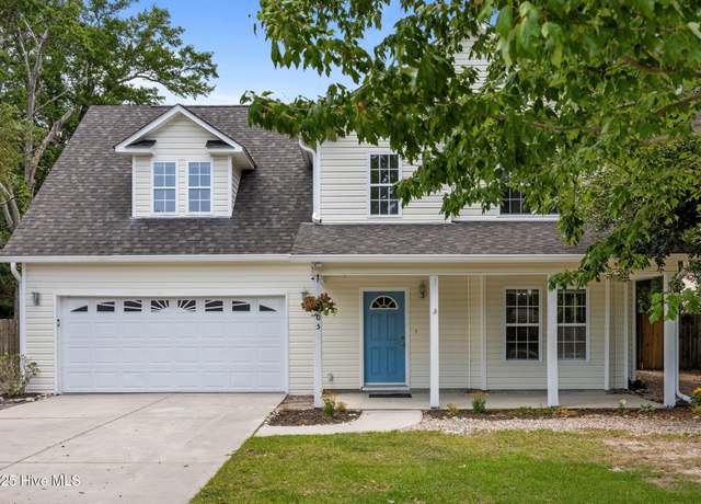 Property at 105 E Seabird Ct, Sneads Ferry, NC 28460, 3 beds, 2.5 baths