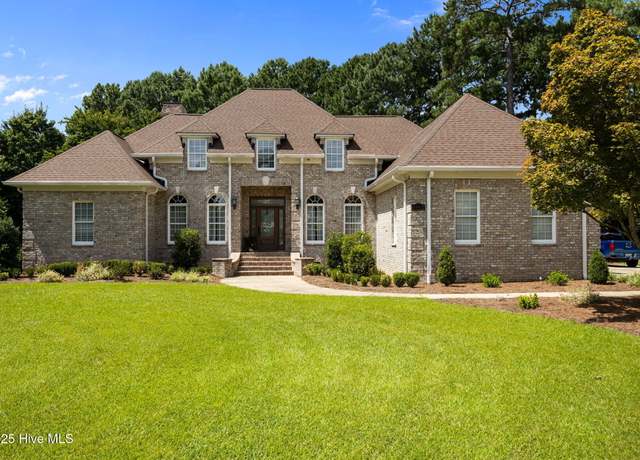 Property at 4002 Hidcote Ct, Greenville, NC 27834, 3 beds, 2.5 baths