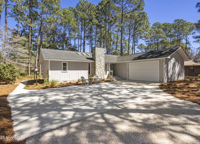 Property at 4 E Pine Ct, Carolina Shores, NC 28467, 3 beds, 2 baths