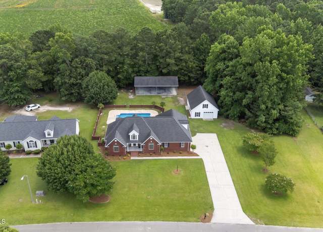 Property at 400 Adler Ln, Goldsboro, NC 27530, 3 beds, 3 baths