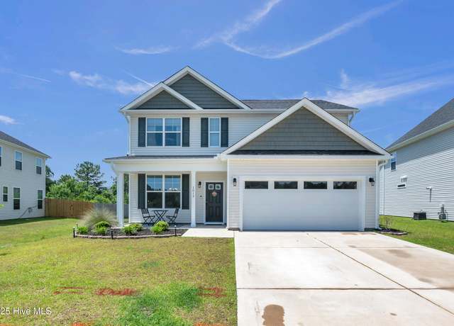 Property at 1013 Terraces Ln, Hampstead, NC 28443, 4 beds, 2.5 baths