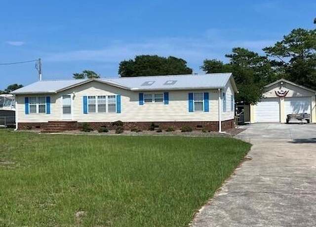 Property at 164 Lewis St, Harkers Island, NC 28531, 3 beds, 2 baths