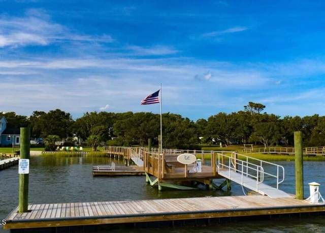 Property at 264 Great Egret Way, Beaufort, NC 28516, 3 beds, 2.5 baths